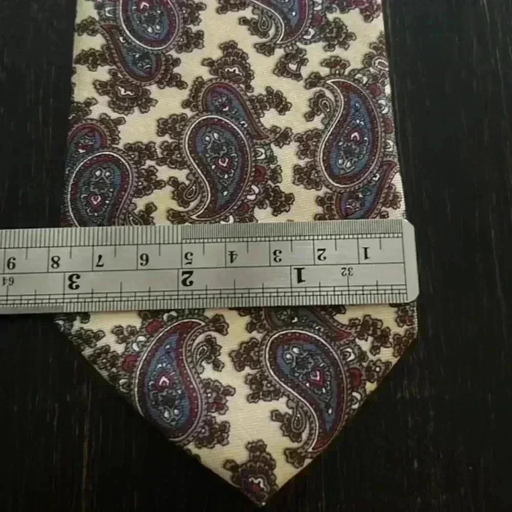 Andhurst tie - Picture 2 of 2